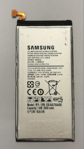 Samsung A700 Galaxy A7 BA700ABE gyári használt akkumulátor 2600mAh